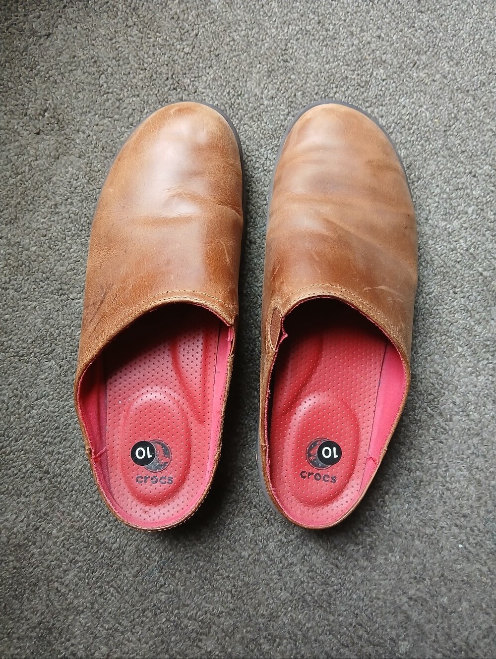 Crocs Women’s Slip-On Leather Clogs in Brown with Red Insole Size 10